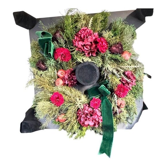 Venus Et Fleur Roses Forever Floral Wreath 18" Red & Green Everlasting Decor - Picture 3 of 7